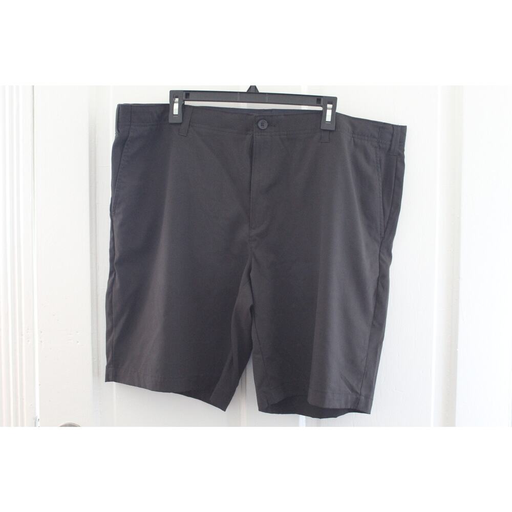 Men's Academy  BCG Size 42W Black Shorts